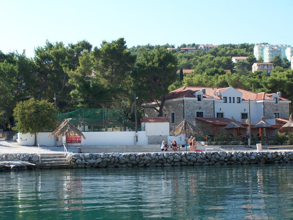 Villa Sveti Kriz Traù Esterno foto
